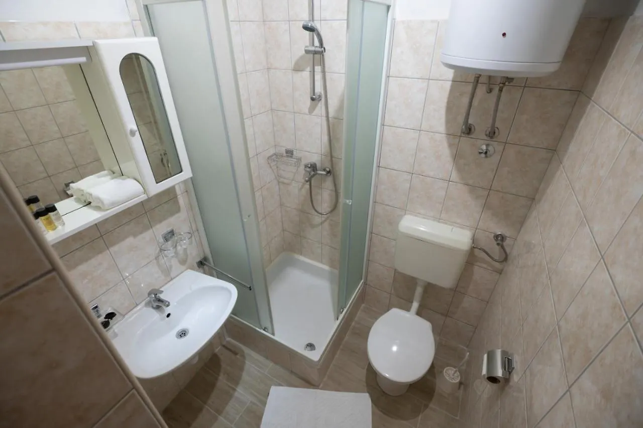 Apartment In Privlaka With Sea View, Balcony, Air Conditioning, Wifi 3598-2