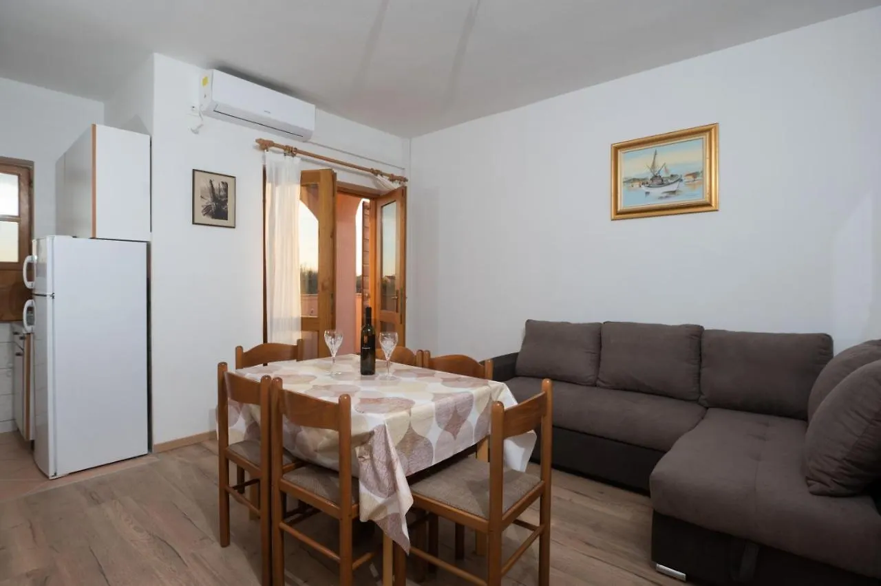 Apartment In Privlaka With Sea View, Balcony, Air Conditioning, Wifi 3598-2 0*, Privlaka (Zadar) Croatia