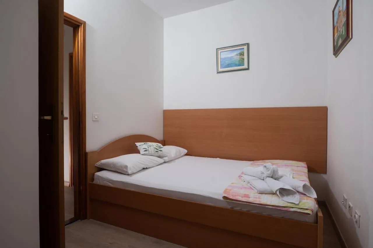 Apartment In Privlaka With Sea View, Balcony, Air Conditioning, Wifi 3598-2 0*, Privlaka (Zadar) Croatia